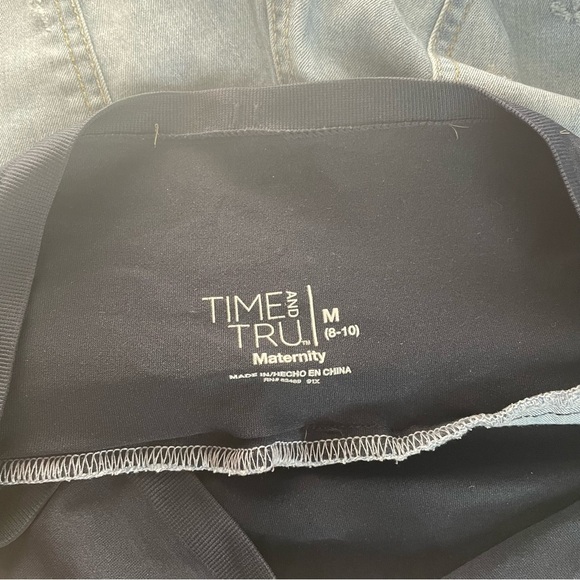 Time and Tru Maternity Medium 8-10 Blue Distressed Skinny Jeans PRELOVED - Picture 11 of 11